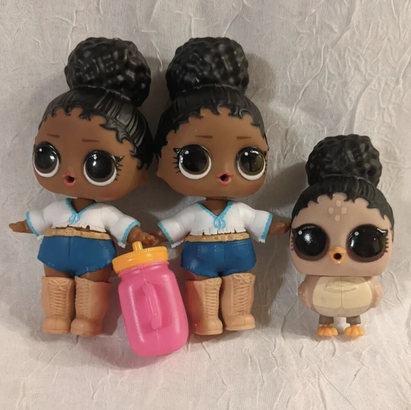 LOL Surprise Lot of 3 Foxy Dolls Pet Flyer Color Change Black Bun Twins Bird OMG - Picture 11 of 11